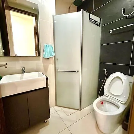 Amberside Danga Bay Sea View 3R3B 10Pax Apartment Johor Bahru Exterior photo