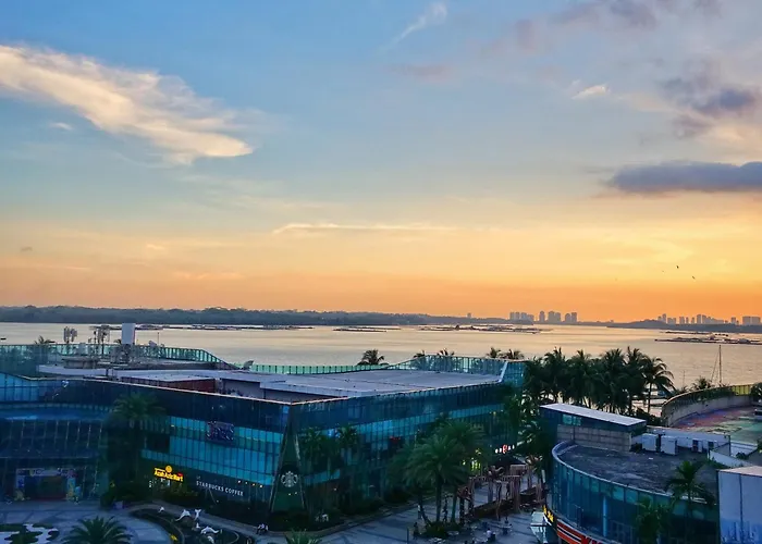 Amberside Danga Bay Sea View 3R3B 10Pax